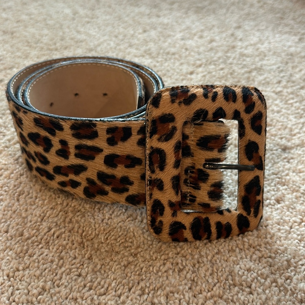 Leatherock sz 32 genuine leather natural hair cheetah print belt. 2 in wide